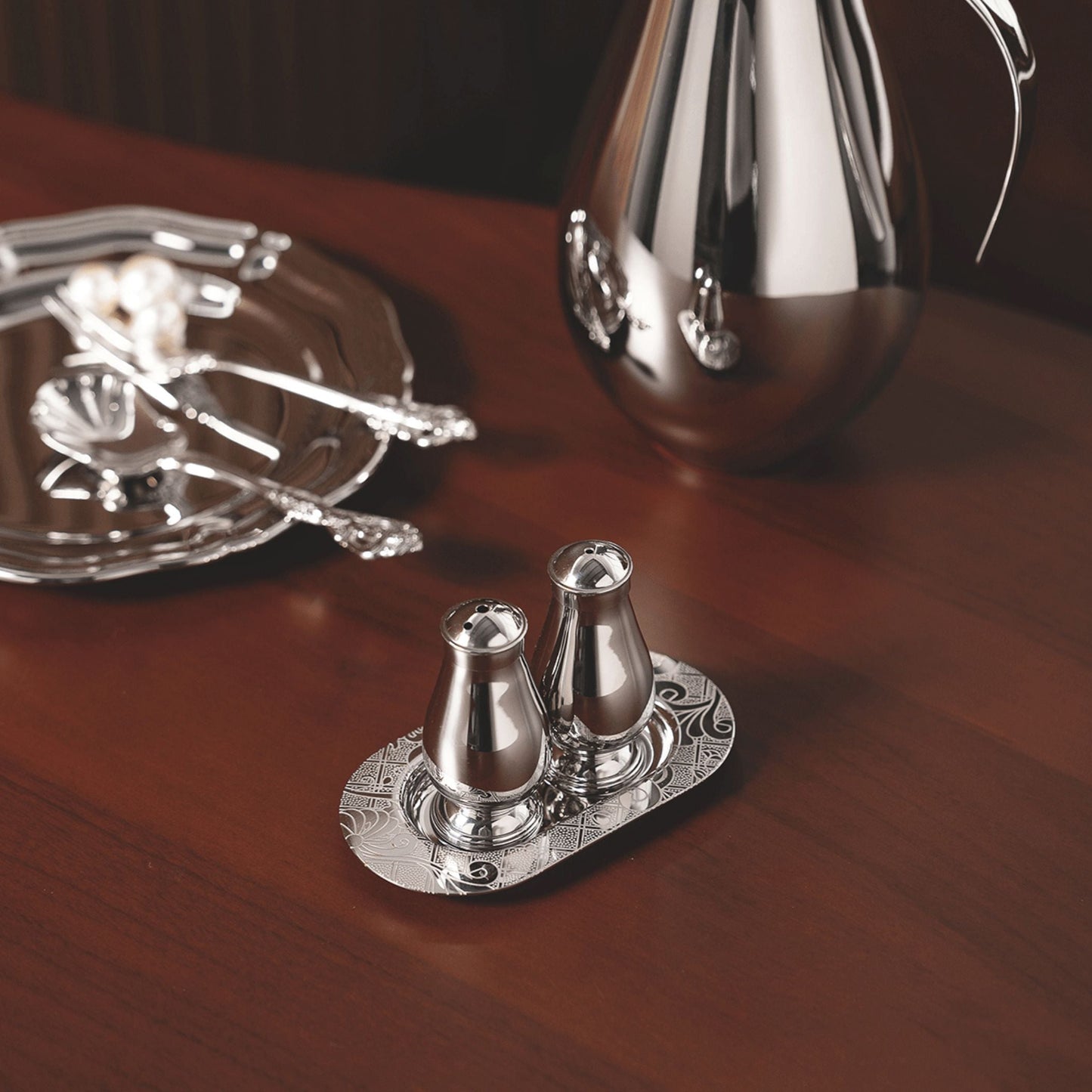 Salt & Pepper Mill Set